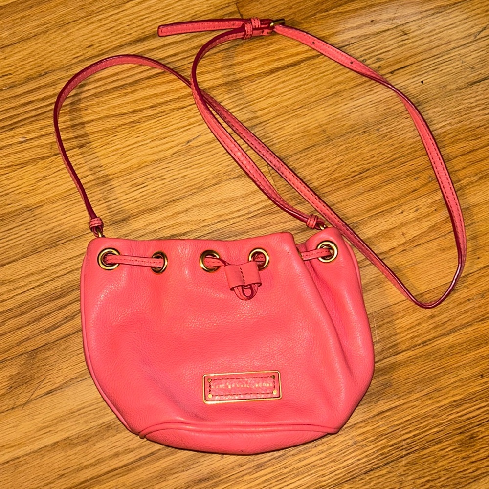 MARC by Marc Jacobs small pink crossbody LIKE NEW